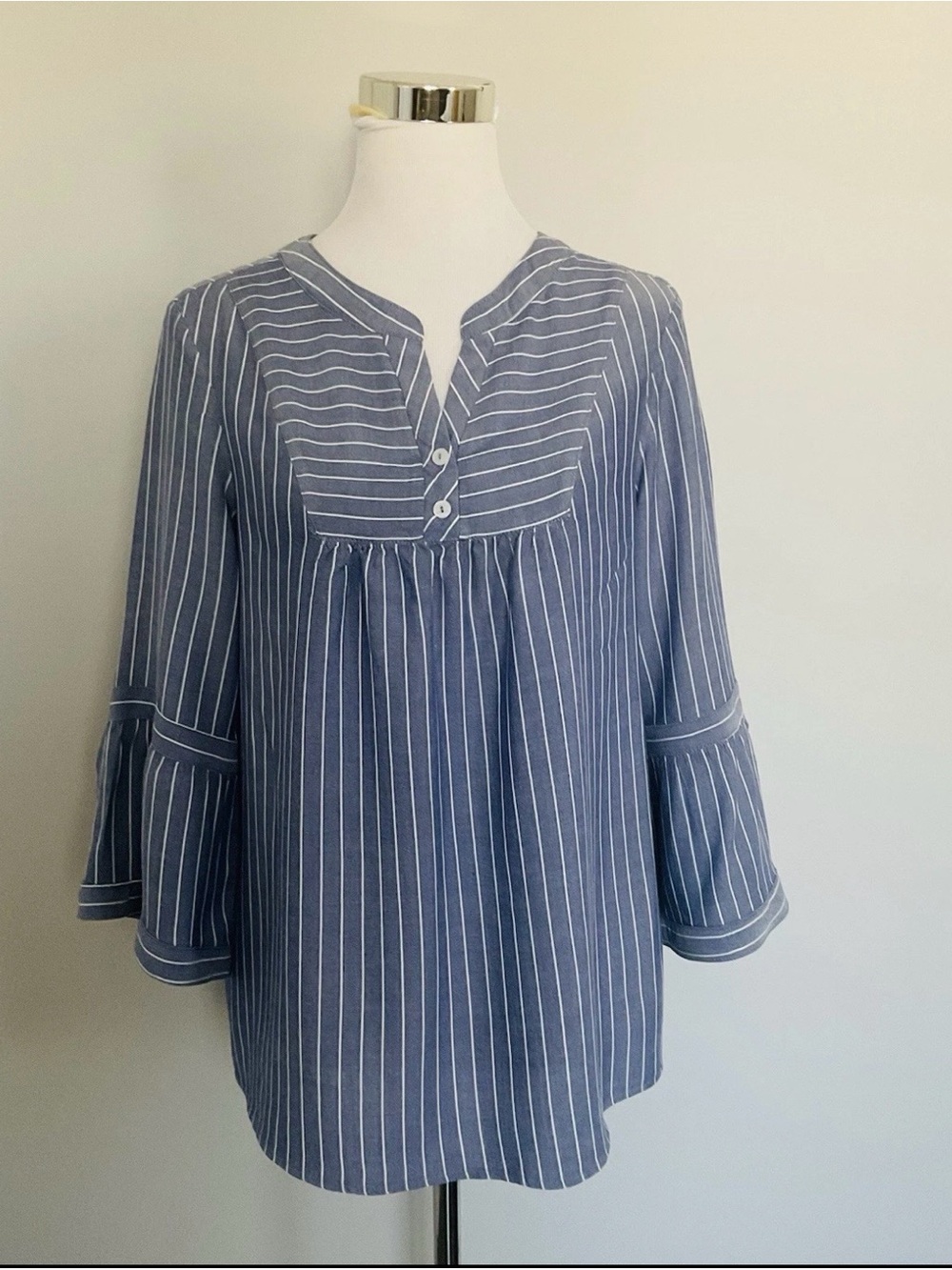 Ivy Ridge Womens Large Blue White Pinstripe Bell Sleeve Babydoll Blouse Shirt